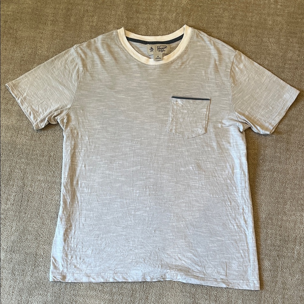 Men’s Penguin tshirt. Size M in soft gray with French blue piping.